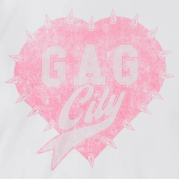 Nicki Minaj 2024 Gag City White Crewneck Pink Friday 2 World Tour Sweatshirt - Picture 4 of 7